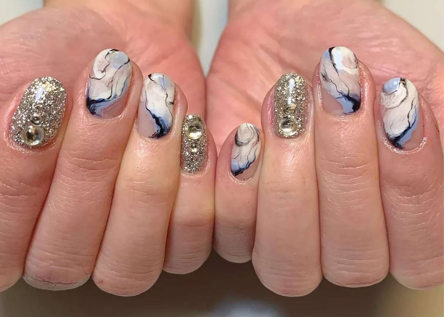 Nageldesign der Extraklasse: Faszinierende Bilder und Stilideen für Deine Nägel von Nathaniel Westbrook
