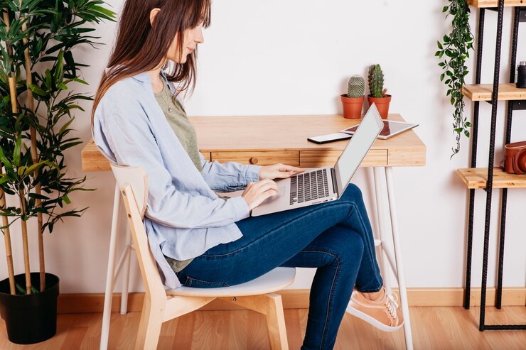 Bei Coco257 kannst du Nebenbei Geld verdienen Zuhause, indem du interessante digitale Aufgaben machst