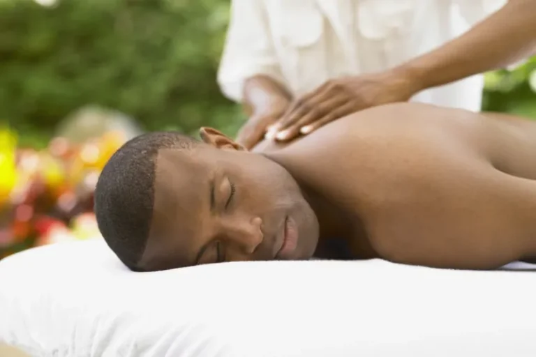 Professionelle Primus Relax Massagen für unvergessliche erotische Massagen
